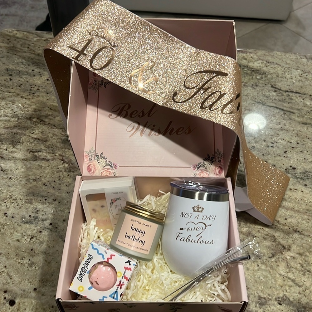 NEW Fabulous & 40 Happy Birthday Box in Pink